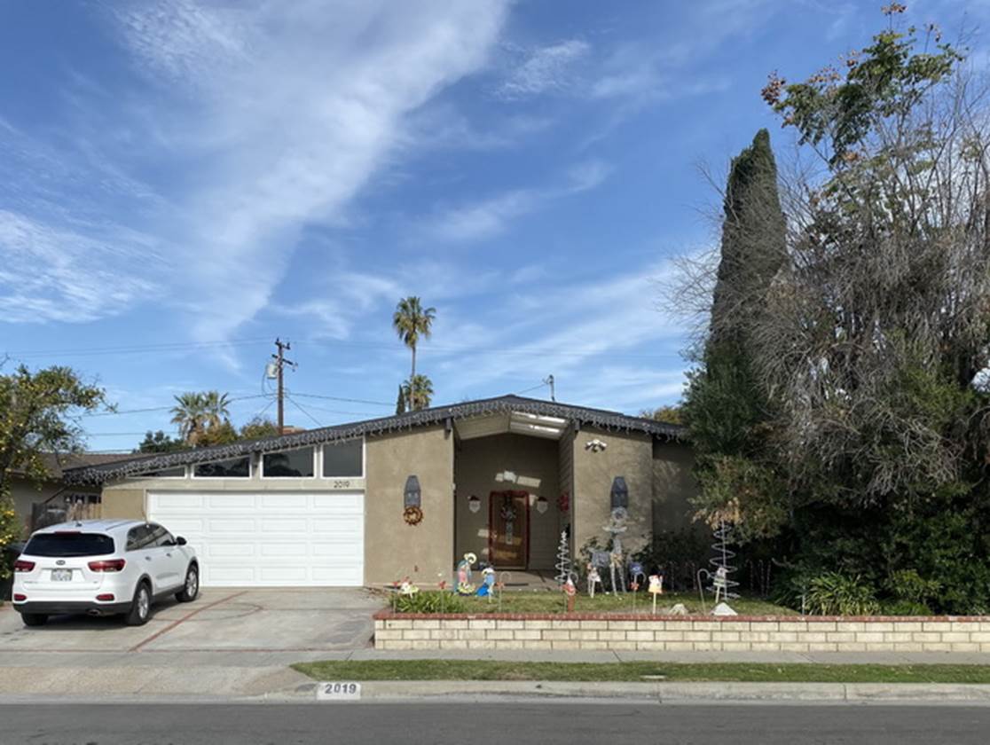 2019  West Chateau Avenue, Smith & Williams 1956 .jpg